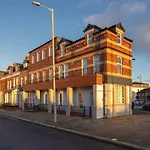 East Village Modern Penthouse Apartment In Belfast