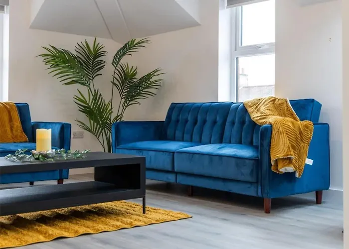 East Village Modern Penthouse Apartment In Belfast