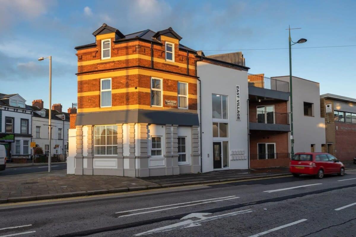 East Village Modern Penthouse In Belfast